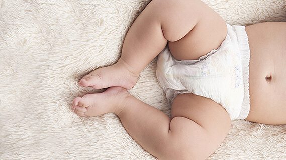 Bebek Bakım Çantasında Olması Gerekenler: Bebek Bezi