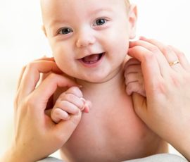 bebeklerin ilk gulucukleri ve sesleri