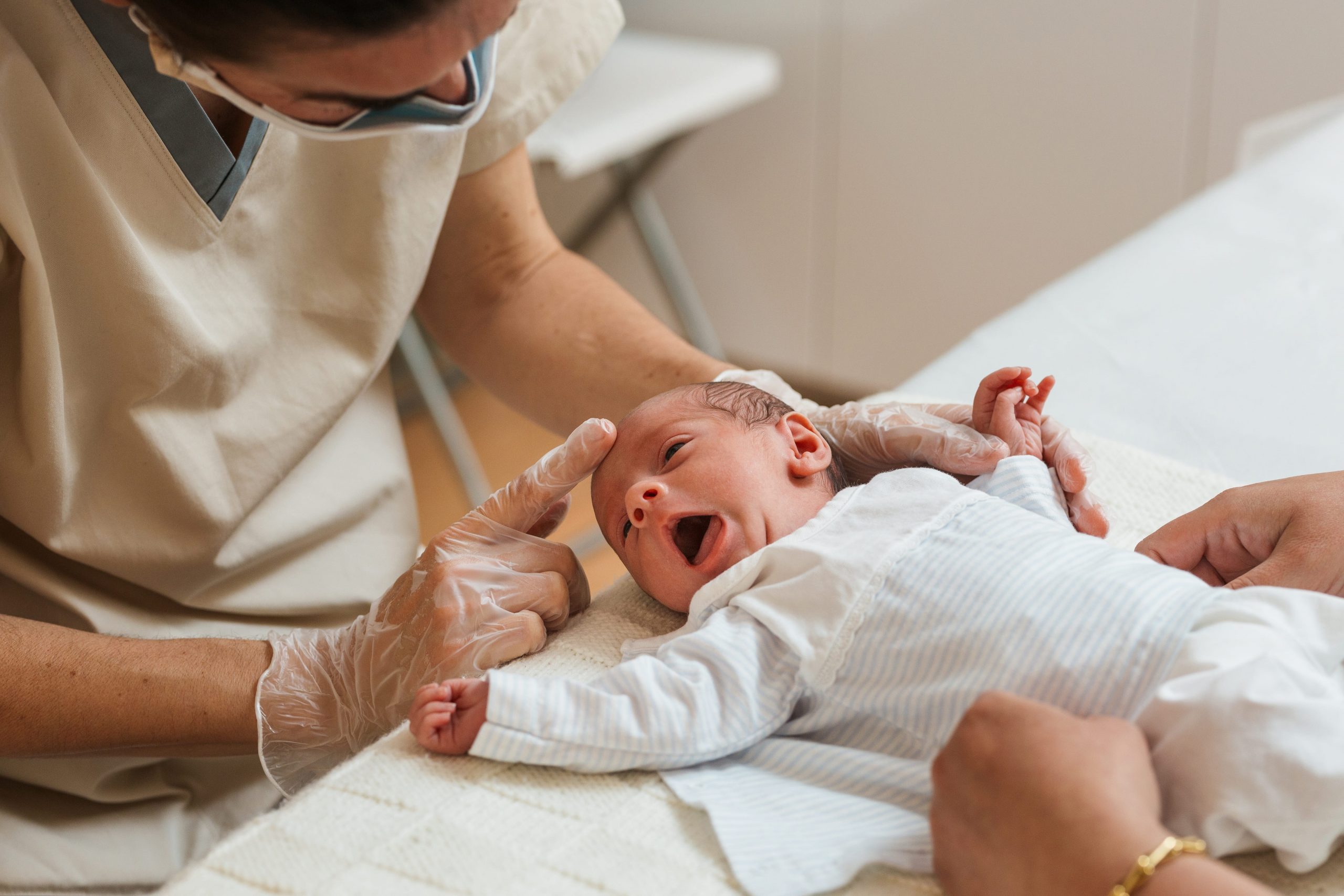 Bebek Memeyi Reddederse Doktora Gidilmeli midir?