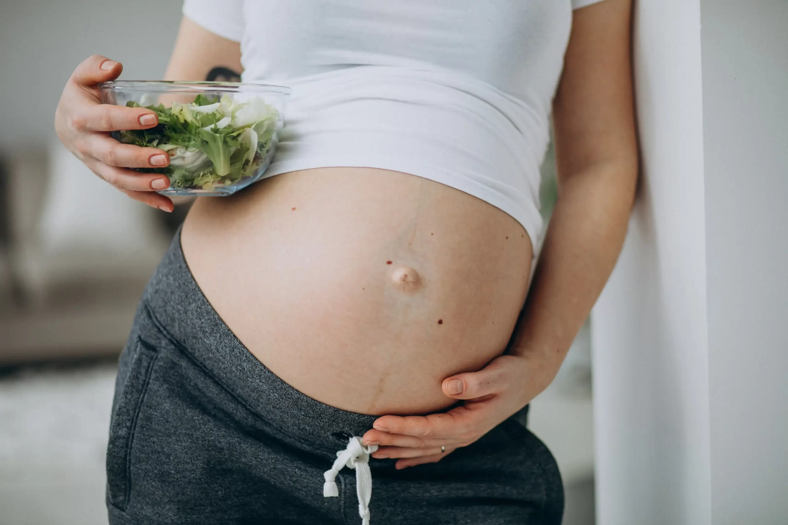 Hamilelikte Hangi Vitaminlerin Alımına Dikkat Edilmelidir?