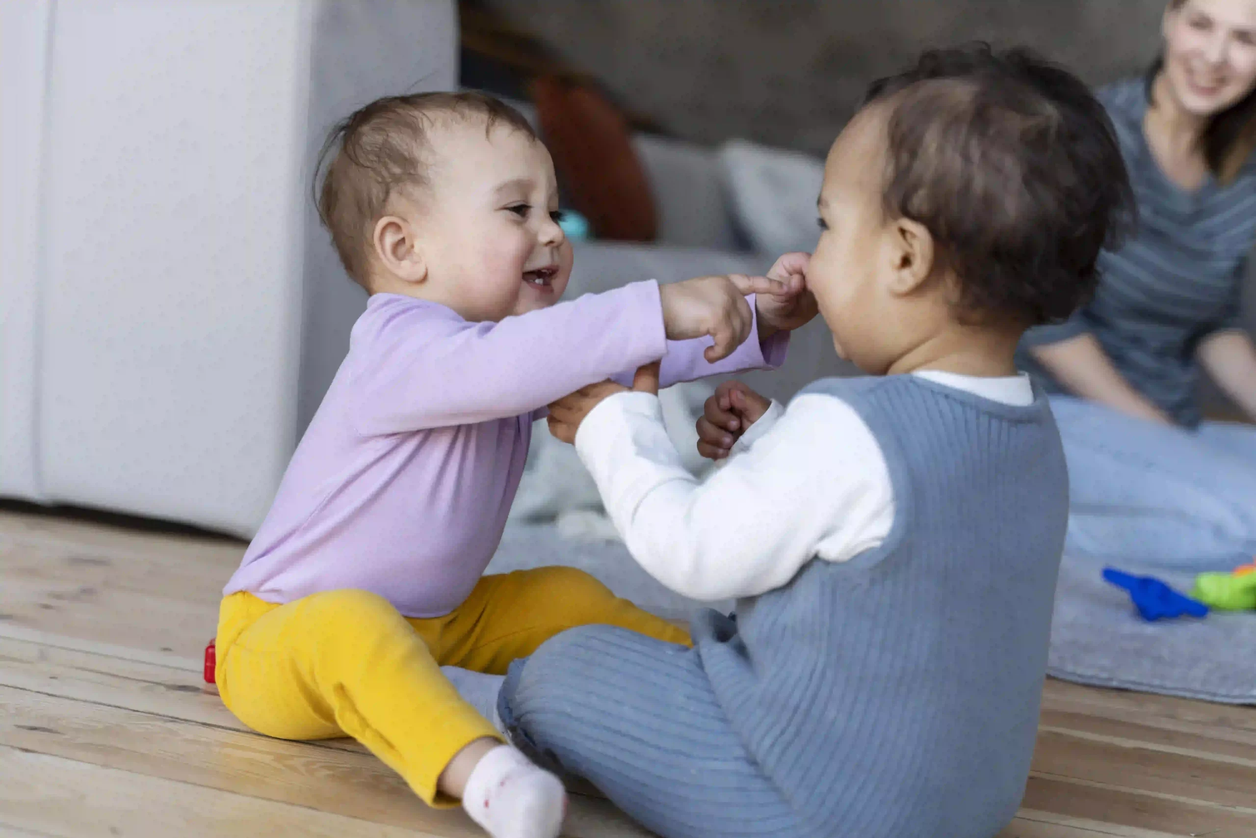 Bebekler Konuşmaya Ne Zaman Başlar?